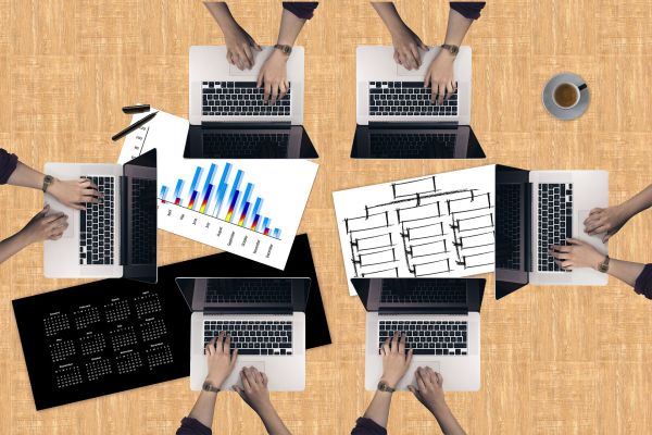 Avem internet rapid, dar nu avem competenţe digitale